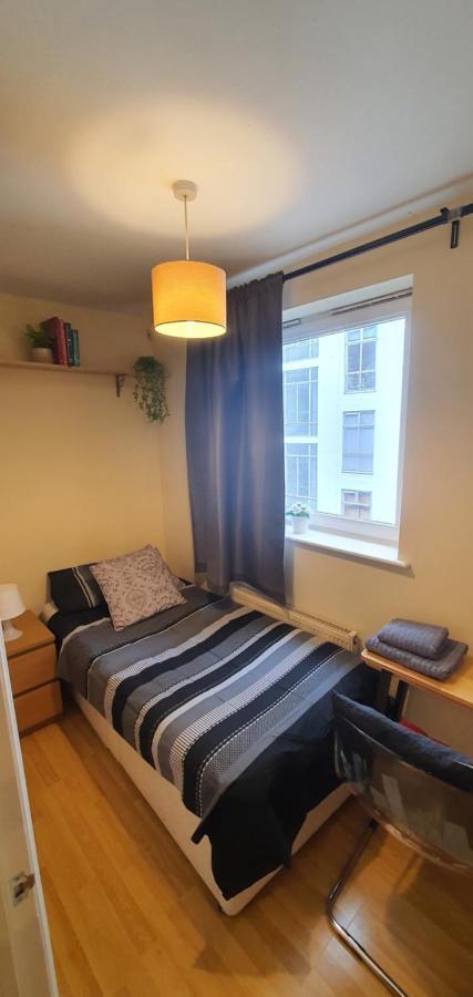 Double Room&Private Bath Near The Square Mile London Ngoại thất bức ảnh